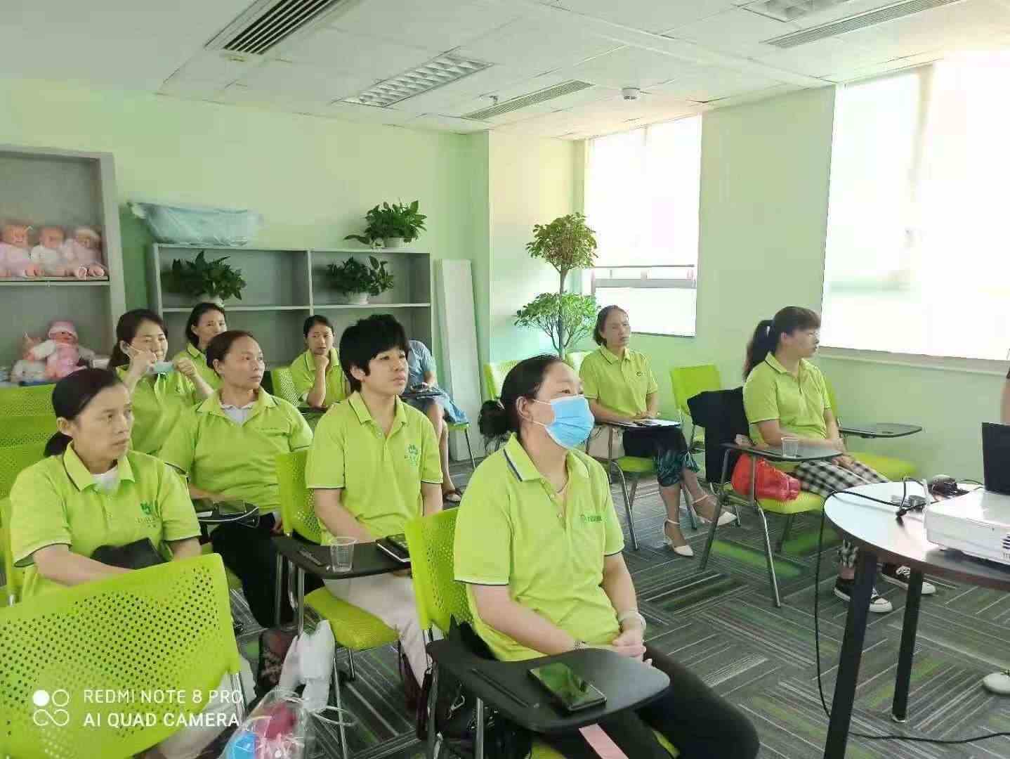 北京大班高端家政阿姨介绍卫生间清洁窍门