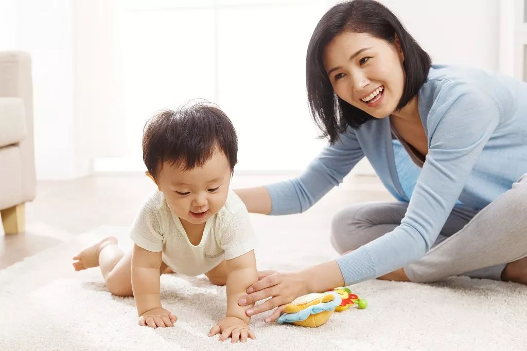 北京金牌育儿嫂告诉你婴儿肠胀气和肠绞痛怎么区分